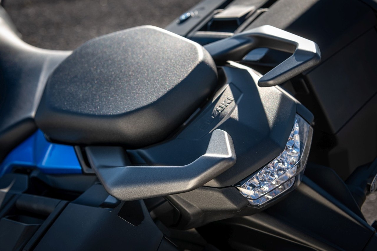 Suzuki GSX-S1000GT: vacanze nello spazio